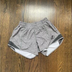 Lululemon x Tampa Bay Lighting Hotty Hot 4in Shorts